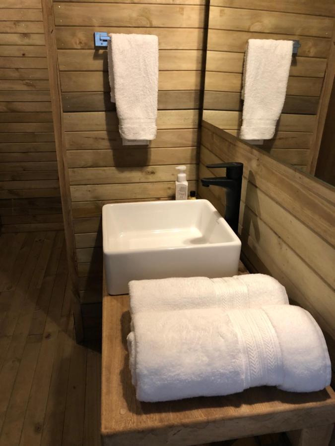 Bleu Hills Glamping Llanogrande Hotel Rionegro Ngoại thất bức ảnh