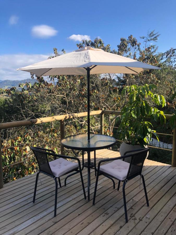 Bleu Hills Glamping Llanogrande Hotel Rionegro Ngoại thất bức ảnh