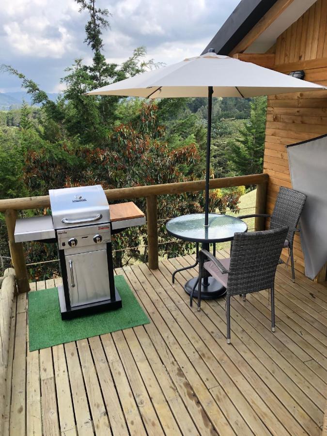 Bleu Hills Glamping Llanogrande Hotel Rionegro Ngoại thất bức ảnh